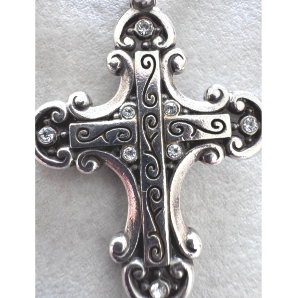 Brighton Silver Tone Divinity Cross Key Fob Ornate Scrollwork Keychain Charm - Picture 8 of 11